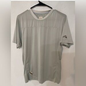 Tracksmith twilight t shirt men’s size small
